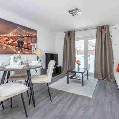 Cozy and modern two-bedroom apartment Others