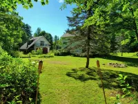 Entire Rustic Farmhouse minutes from Jay Peak Hotels in Jay