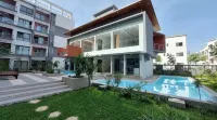Aminah’s Space - Jobz Luxury Rental - Gym