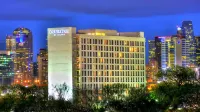 DoubleTree by Hilton Dallas - Market Center