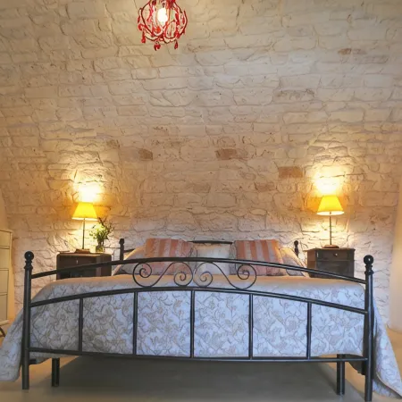 Idyllic Olive Mill with Heated Pool, in an Olive Grove, Close to Sea and Ostuni