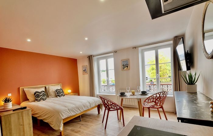 D-DAY SUITES:Terra 25m²/City center/2min walk to train station / 20min to Utah Beach