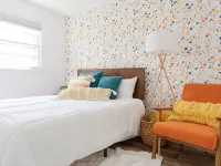Retro Retreat: 1br home w/ WFH desk, livingroom, fire pit and no chores! Hotel a Ulster