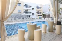 세너터 호텔 아파트먼트 - 어른 전용 - 4성급