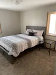 Comfortable suite, great location, easy access to Lake Superior! - 3-Star