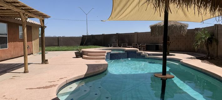 Backyard Escape with No Cleaning Fee or Extra Guest Fees Hotels in Yuma