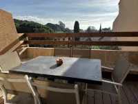 Flat for 6 people with air conditioning, St Clair Le LAVANDOU, renovated in 2023 - Homestays