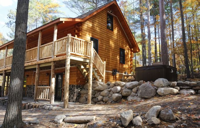 Adirondack Retreat w/ Hot Tub + Outdoor Firepit