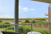 Beautiful luxury apartment by the sea in Groote Keeten, strandleven 101 - 4성급