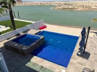 Luxurious private Space close to beach and lagoon - Uima-altaat