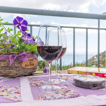 Casa Bianca, Magnificent views of the sea and mountains