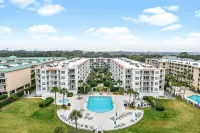 Beach Please! Balcony Ocean View-Steps to Beach-Restaurants-Pool & Pickleball! - Beach