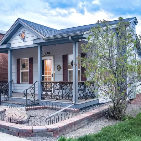 Quaint Downtown Charmer in Heart of Meeker, CO