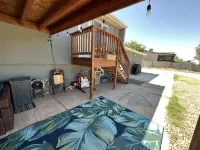 A W🌊VE From It All! Secure boat storage, huge yard, lots of outdoor games! - ห้องครัว