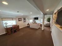 Fishermen and large groups will love this spacious building! Plenty of parking!