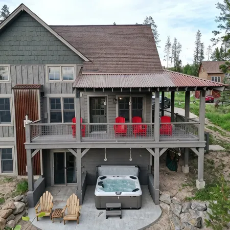 Mountaintop getaway right above Winter Park, CO
