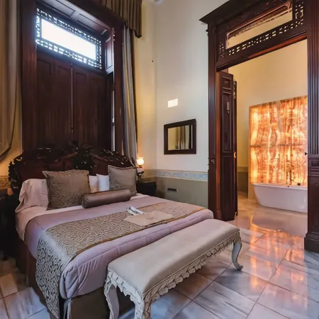 La Casa del Centro, Mérida by Cercana