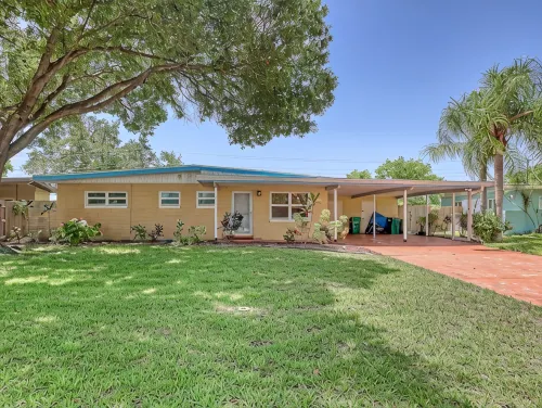 3br./2ba. Residential house, nice fenced,  private setting, pool.