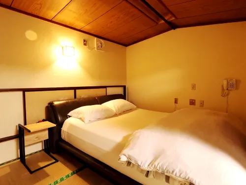HOTEL WAKABA