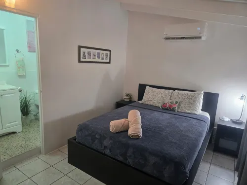 HighTide Guesthouse - 2-Star