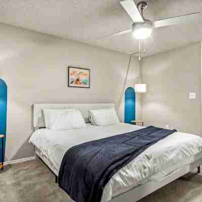 Solara Apartments Spacious 2BR Apartment Sleeps 6 Pet-Friendly Rooms