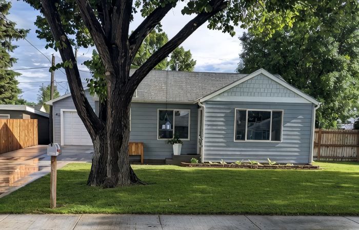 Cozy, cheerful house