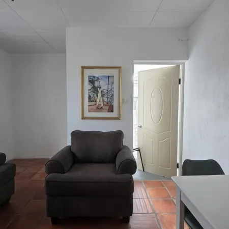 Classic One-Bedroom Apartment W King bed