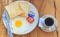 THE JERO 18 KUTA near Kuta beach and Airport - Bed & Breakfasts
