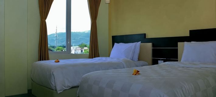 M Hotel Hotele w: Mataram