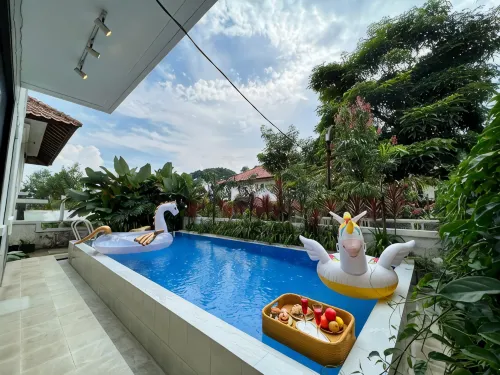 Villa Amethyst Lembang 3BR JB-3A With Private Pool - Villas