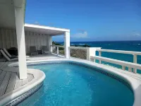 Cliffside house with stunning sea view w/ private pool 10 min walk to the beach! - 2-Star