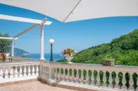 Villa Costanza Sorrento B&b - Bjergudsigt