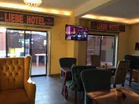 Liebe Hotel - บริการรถรับส่ง