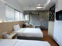De House Hotel Hoteles en Bahagian Sibu