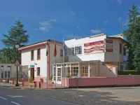 Hotel Alvaro Frente Palacio-Museo Selgas Hotels in Comarca Vaqueira
