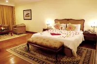 Dynasty Hotel - Gym
