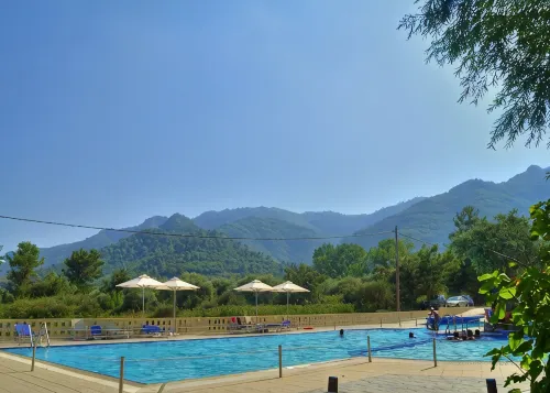 Maranton Beach Hotel - Haustierfreundliche