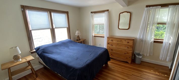Private Lake Front Cottage Hotels in Barnstable