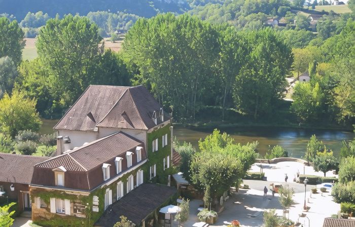 Hostellerie du Passeur - Hôtel & Restaurant - Climatisation et Piscine chauffée