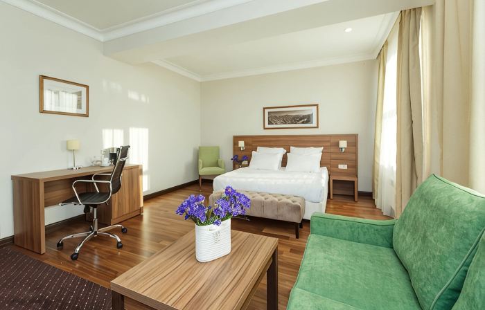 Jacques Hotel