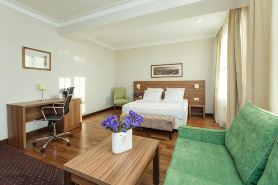 Jacques Hotel