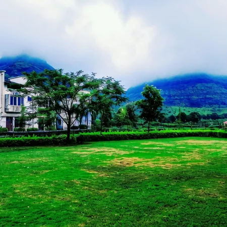 Dew Drops Boutique Retreat