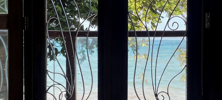 Stunning 4-Bed Villa | Sea Views from Every Bedroom | Your Secluded Escape! 桑吉巴市住宿飯店