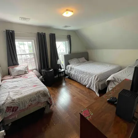 Urban Retreat:WFH-Friendly Haven Outside of Boston