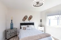 Peoria Paradise -Spacious 4 Bed w/ Heated Pool, Putting Green, Amazing Backyard! - บังกะโล