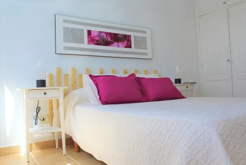 Privilege Bay- Villa Eesha-sea view and natural park view. Beach front location.