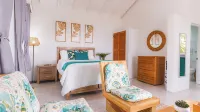 Amazing mountain top home with pool - 4-Star