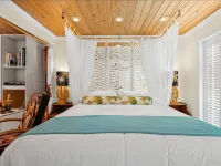 Romantic Couples Beach Getaway ,with private beach, hammocks and umbrellas Hotels in Flagler Beach