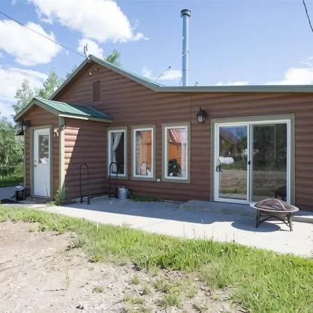 Rocky Mtn Modern Cabin- Pets Welcome FREE!! 30+ Days