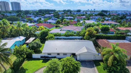 Walk to the Beach, 4-Bed / 2-Bath / Heated Pool Home on Singer Island - 3-Star